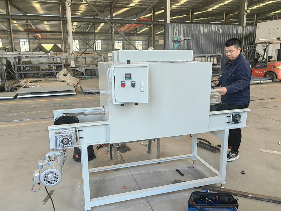 试验用小型隧道炉